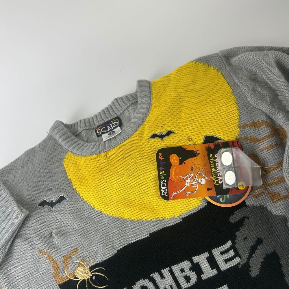 Eat Drink & Be Scary Mens L Halloween LED NWT Zombie Zone Sweater Gray Party